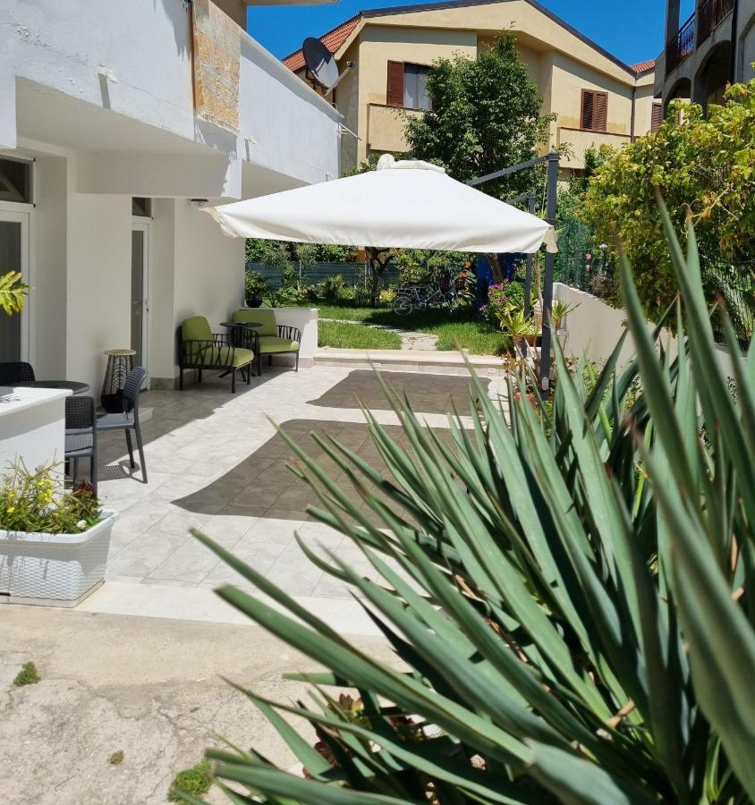 B&B Kamalei Тропея Экстерьер фото