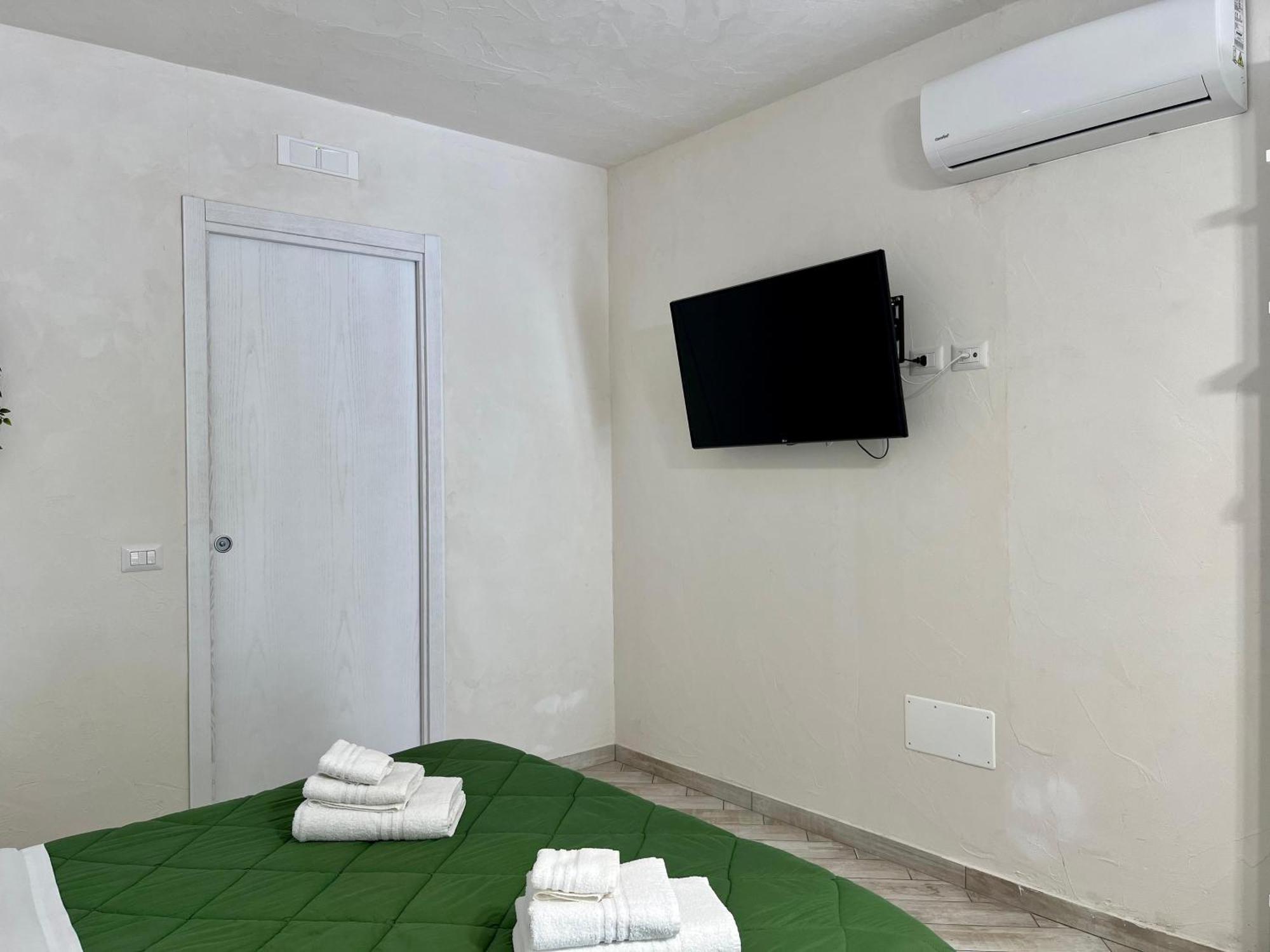 B&B Kamalei Тропея Экстерьер фото